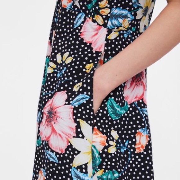 ❤️SOLD❤️Super cute Zara Basic Romper, size S - Picture 4 of 7